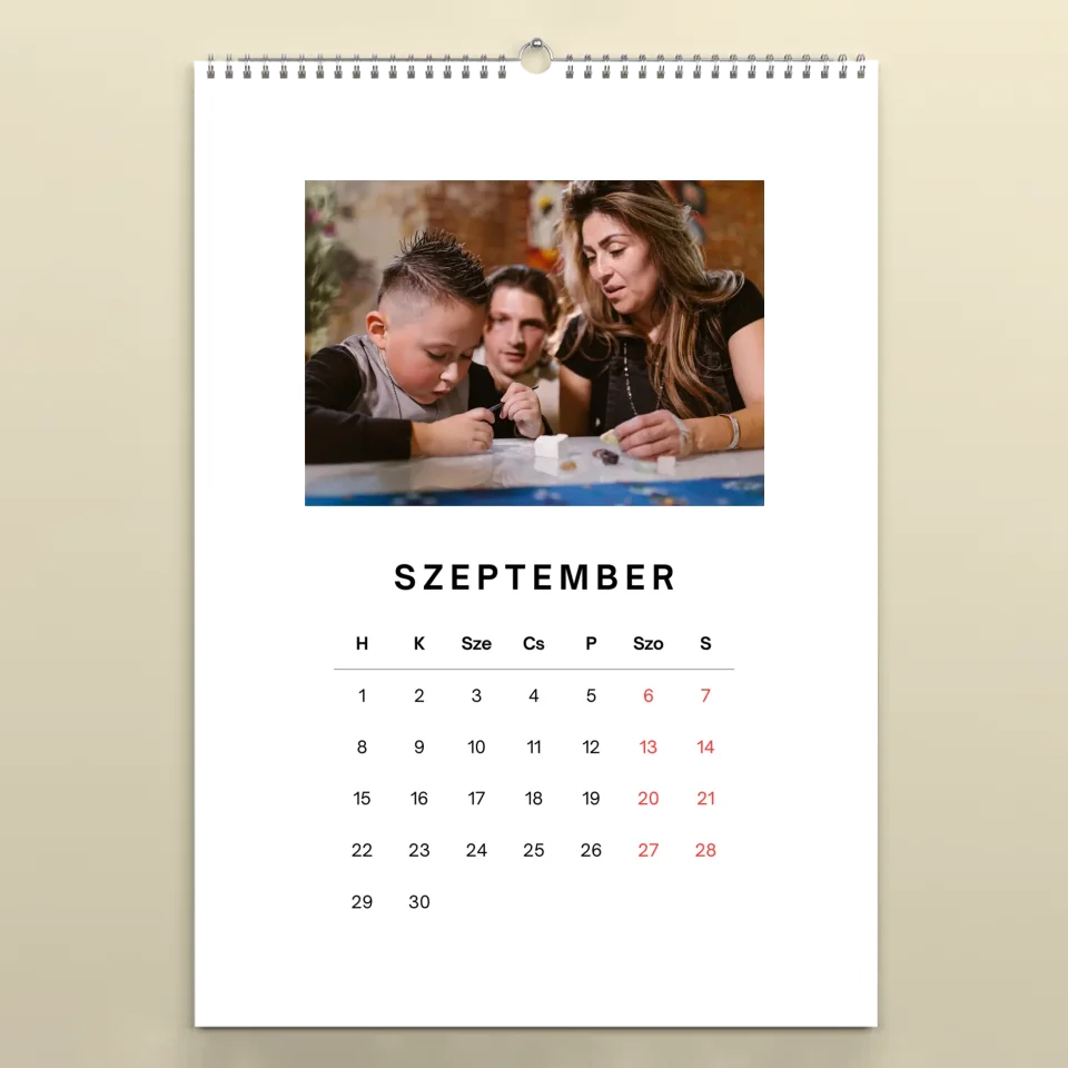 szeptember