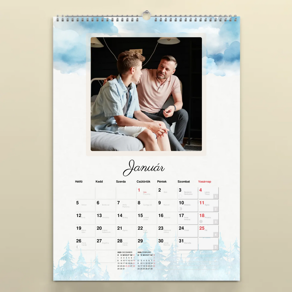Egyedi fényképes falinaptár névnapokkal 2026 négyzetes képekkel