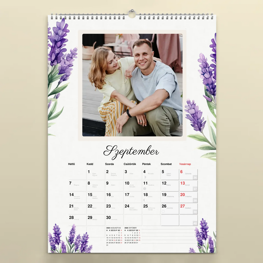 Egyedi fényképes falinaptár névnapokkal 2026 levendula