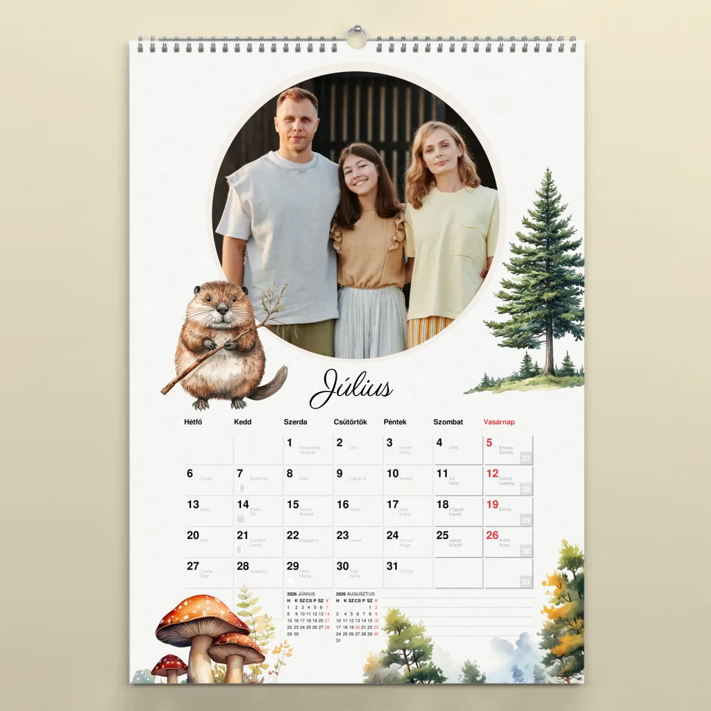 Egyedi fényképes falinaptár névnapokkal 2026 erdei állatok