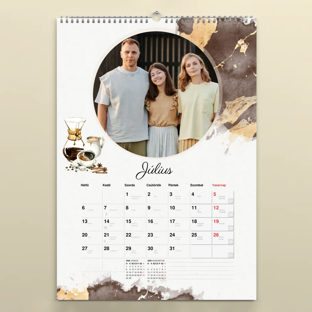 Egyedi fényképes falinaptár névnapokkal 2026 kávé