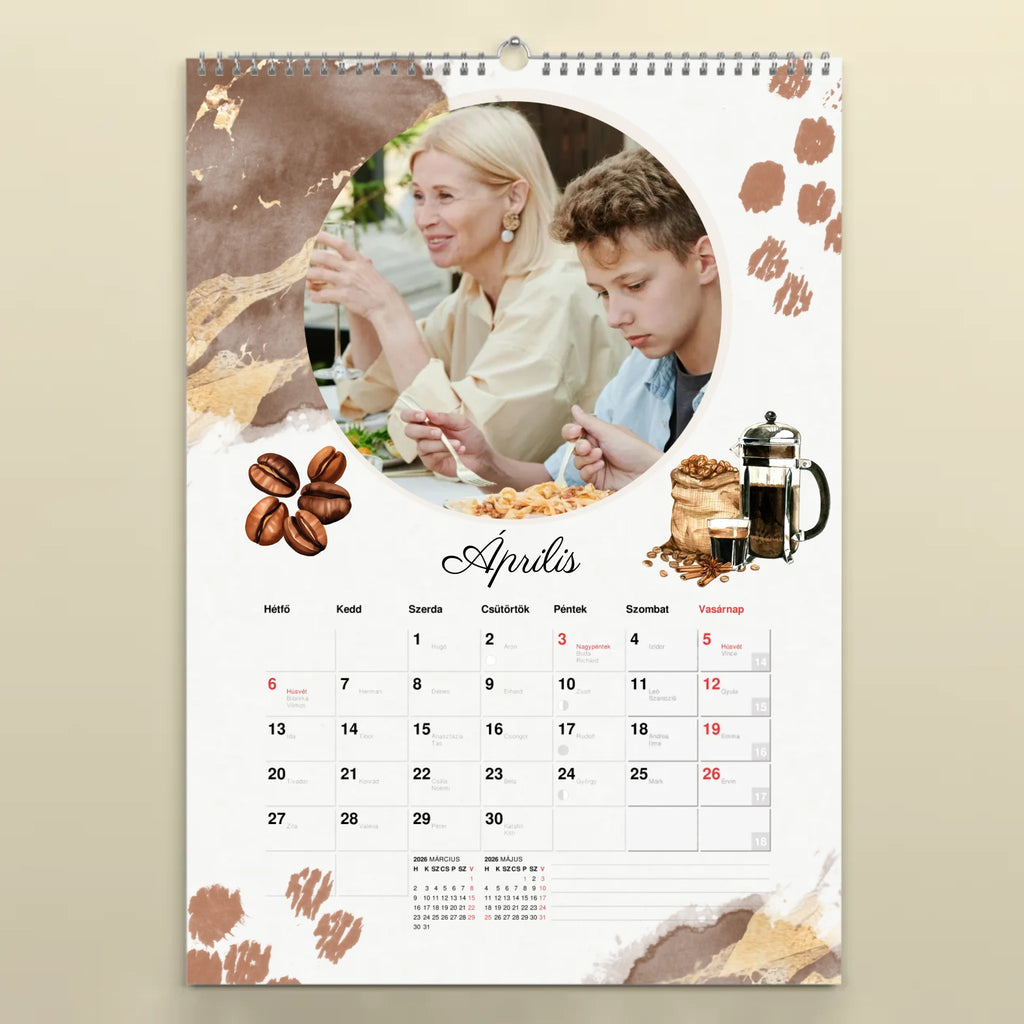 Egyedi fényképes falinaptár névnapokkal 2026 vízfesték kávé