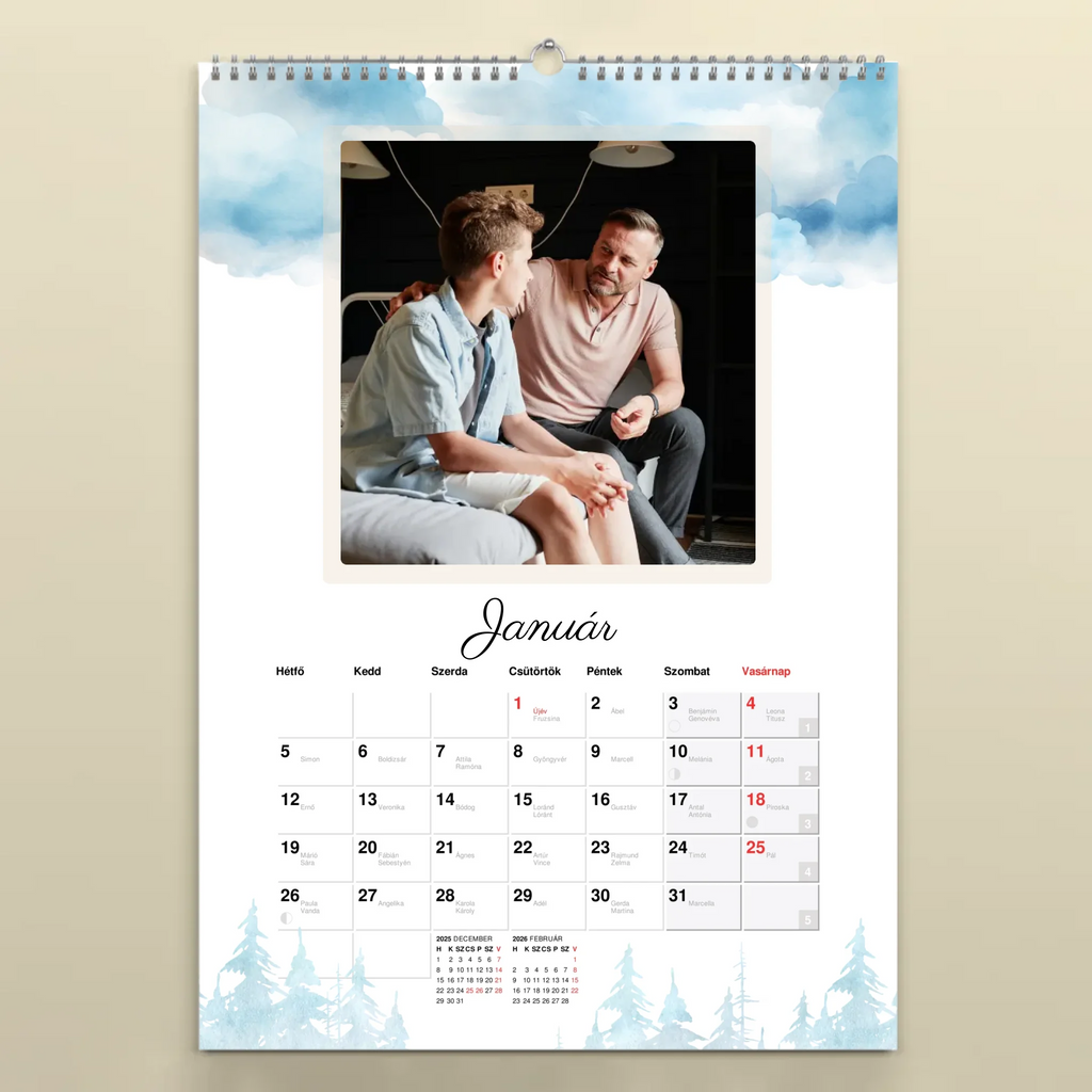 Egyedi fényképes falinaptár névnapokkal 2026 négyzetes képekkel