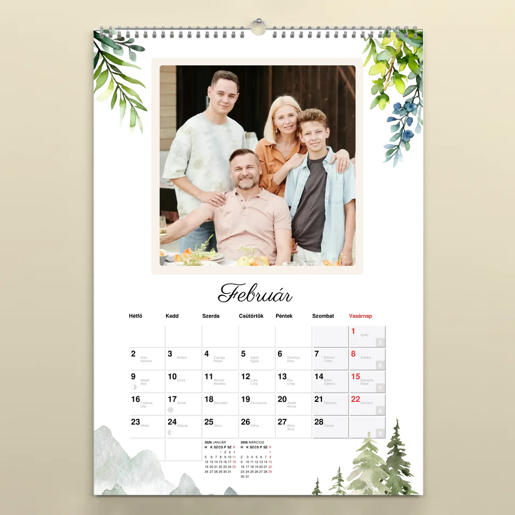 Egyedi fényképes falinaptár névnapokkal 2026 négyzetes képekkel