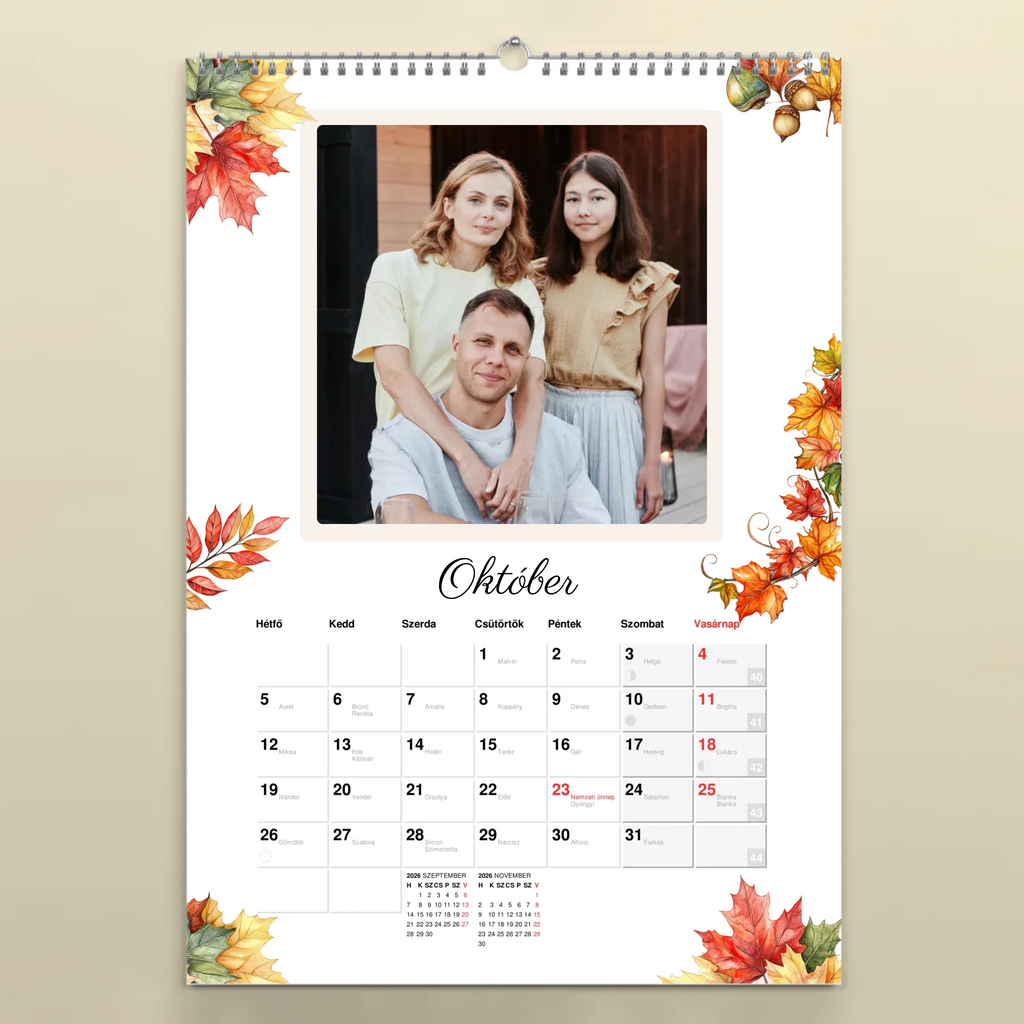 Egyedi fényképes falinaptár névnapokkal 2026 négyzetes képekkel