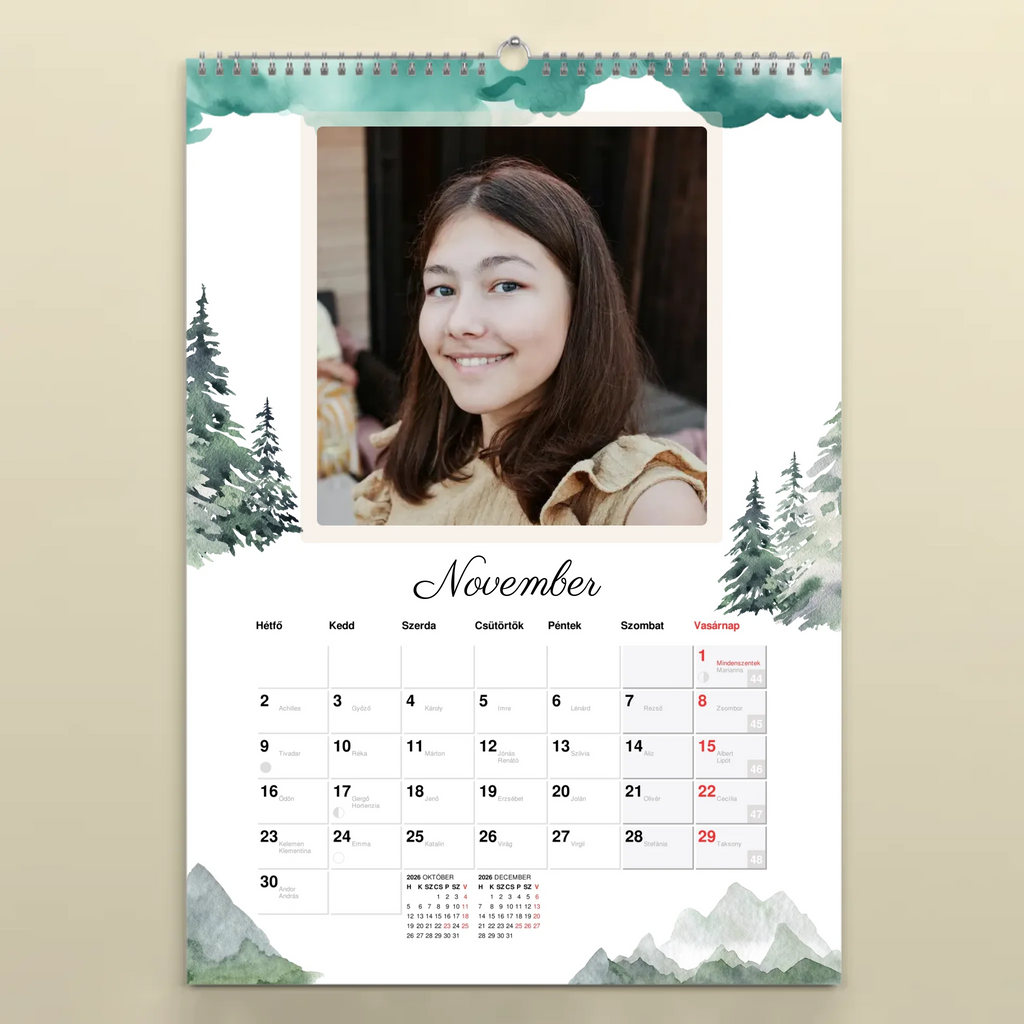 Egyedi fényképes falinaptár névnapokkal 2026 négyzetes képekkel
